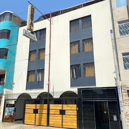 Las Bermudas - Hostal Callao Esterno foto